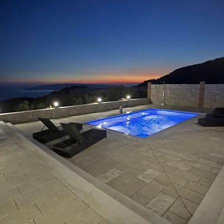 וילה Villas Toplicanec *