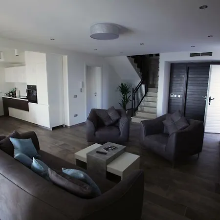 Villas Toplicanec Veliko Brdo (Makarska)