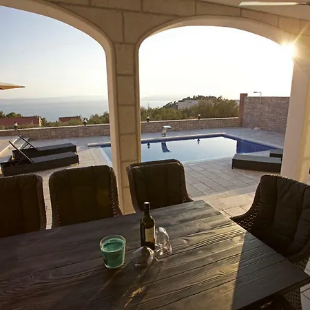 Villas Toplicanec Villa Veliko Brdo (Makarska)